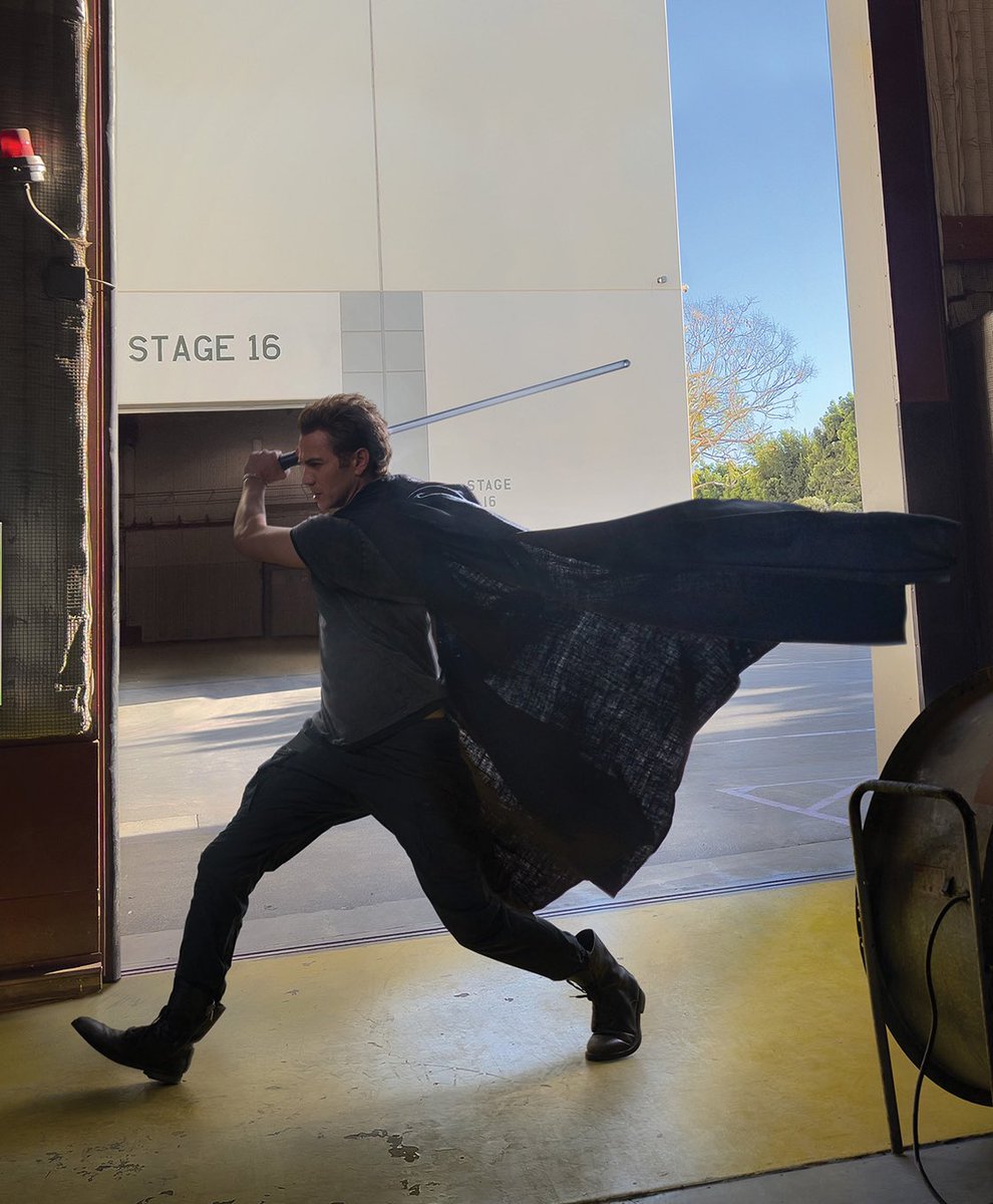 vadersanakin's tweet photo. HAYDEN CHRISTENSEN LIGHTSABER TRAINING FOR OBI WAN KENOBI https://t.co/JMFuAxOFPe