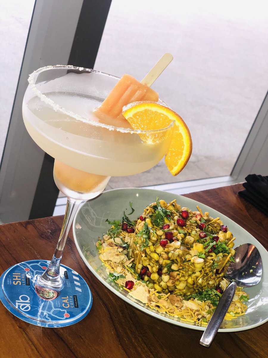 BhagyaPerera10's tweet photo. A perfect candy Lolly cocktail for this Weather 🧡
#SummerVibes #indianinspired https://t.co/OytNXnOLch