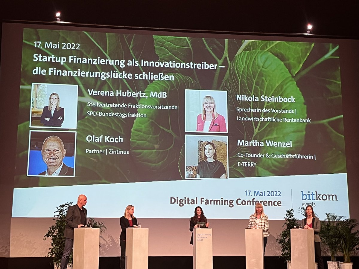 #Startup Finanzierung als Treiber von #Innovation - auch im #Agrar- und #Food-Bereich. Zum Stand & notwendigen Rahmenbedingungen diskutieren @verenahubertz, Nikola Steinbock #Rentenbank, Martha Wenzel (E-TERRY) & @OGKoch (Zintinus). #VC #AgTech #Ecosystems #dfc22