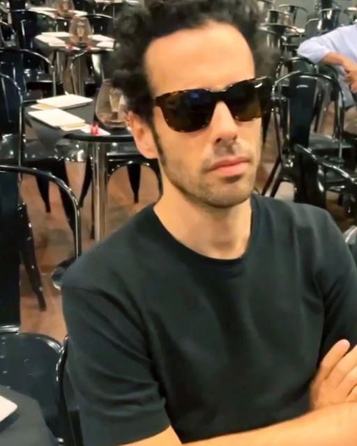jammingteatro's tweet photo. 🔎 Si buscas "Concentración" en la Wikipedia, te sale esta foting de Juanma antes del Eventing para empresa que tenemos esta tarde.
Y también si buscas: aquel martes que era lunings 😆
#EventosJamming https://t.co/H7gcF3BpYh