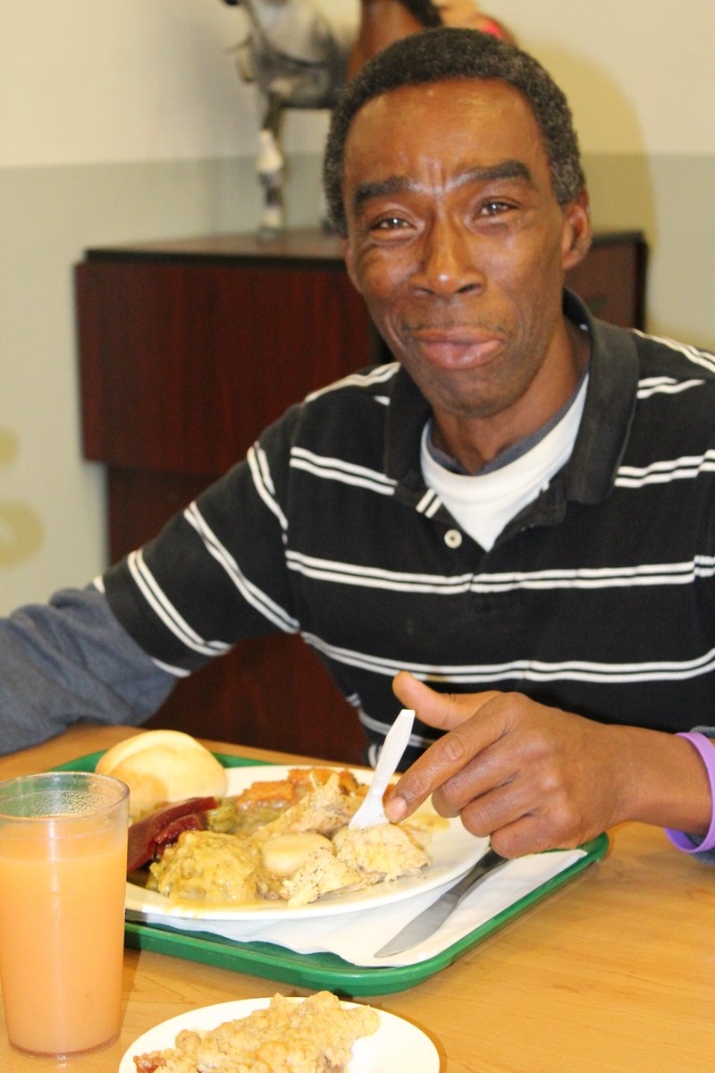 centralunion's tweet photo. A hot meal can encourage a homeless man to transform his life.
Services like medical care, housing assistance and clothing are available at no cost, thanks to supporters like you.
#fromhungertohope
#overnightguest
#centralunionmission https://t.co/Pi8C9CuhXx