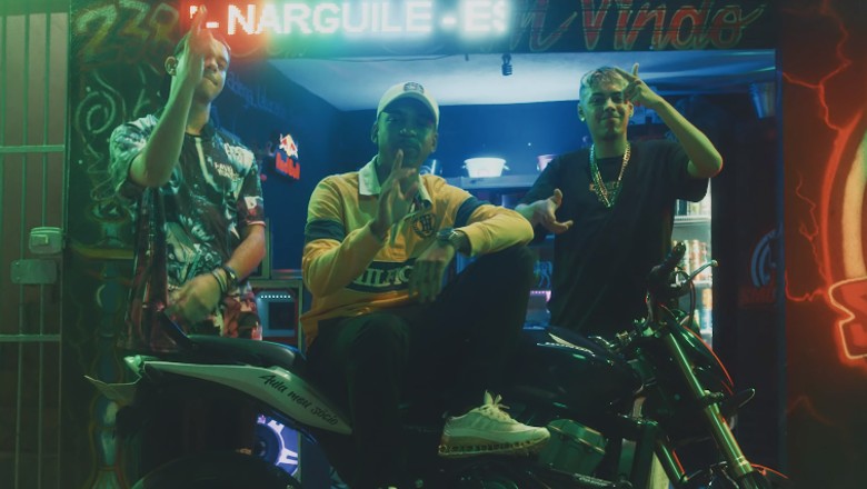 ZonaSuburbana's tweet photo. 🎮 Mu540, Kyan e Bruno Prado se unem em “Mini Game”

#Rap #HipHop #Funk #Trap #BrunoPrado #KondZilla #Kyan #MiniGame #Mu540

🔽Matéria completa acesse🔽

https://t.co/fSz03ZsPzL https://t.co/t4Bdt3A94K