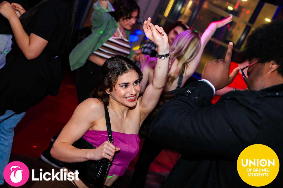 Hands up if you're ready for Bollywood night this Friday! 💃Tickets are up on the Union website #brunelstudents #bruneluniversity #ubsnightlife #venue