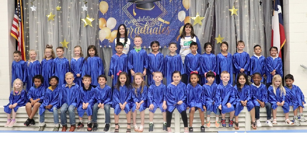ltxisd's tweet photo. Last day of Kindergarten 2022! Happy Retirement Amy, after 28 years of dedication and love to all our kinder students! We will miss you dearly!! https://t.co/h4N4gbg2xw
