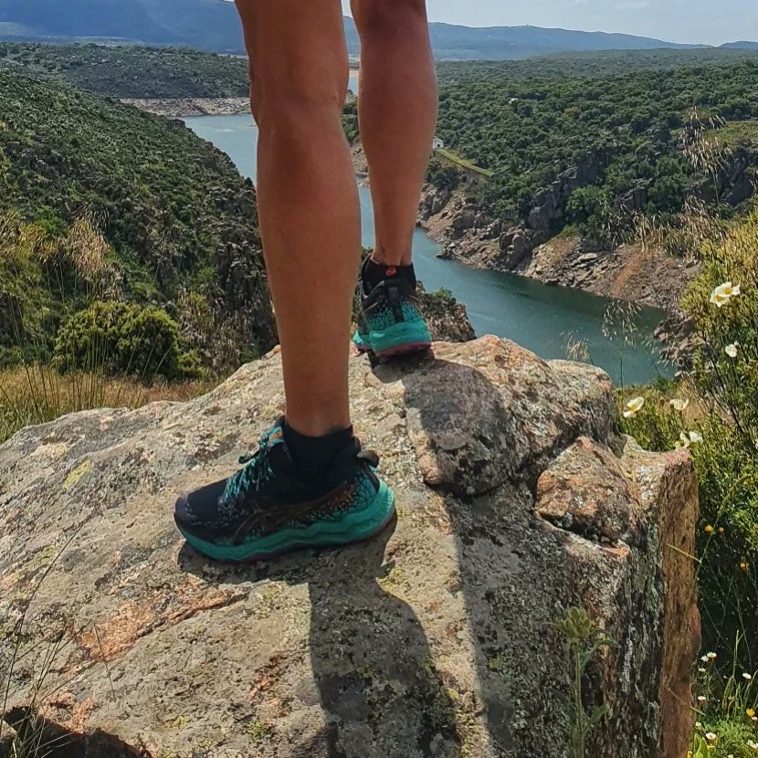 karolinagar's tweet photo. Ayer fue día festivo en Madrid y había que aprovecharlo.
25 kms preparando mis piernas para el Etna. Sicilia me espera y quiero estar preparada para disfrutarla y sufrirla 😉😅😍.

#ASICSfrontrunnerSpain 
#ASICSrunning
#Fujitrabucolyte https://t.co/8xq18EO1eN