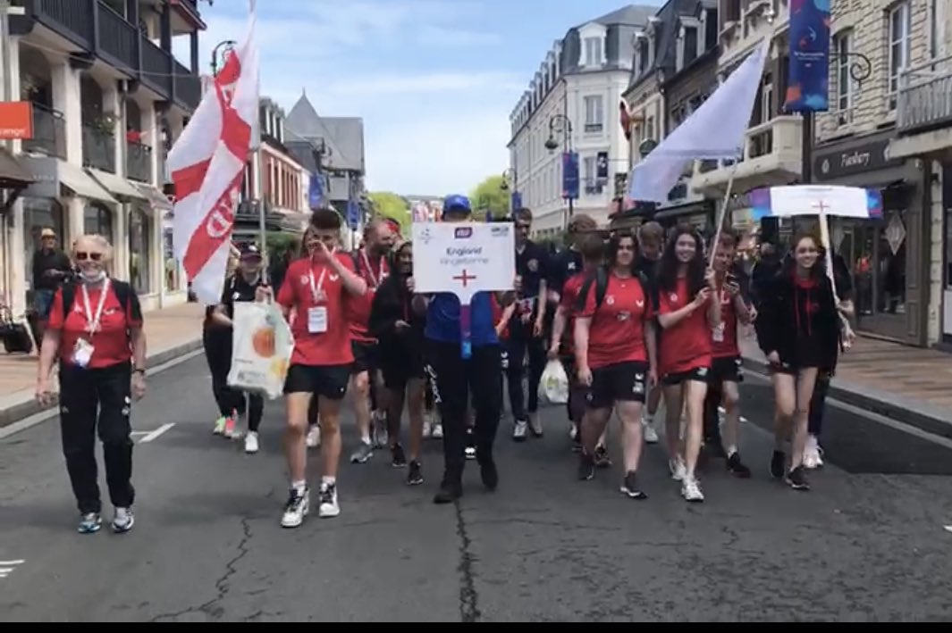 Karlmarriott5's tweet photo. Opening ceremony at the World School Games. Parade through Normandy @Amymarriott13 and the England team being cheered on by the locals.@wicksixthform @wickersleyssc @rotherhamtiser https://t.co/uATr1G2SgX