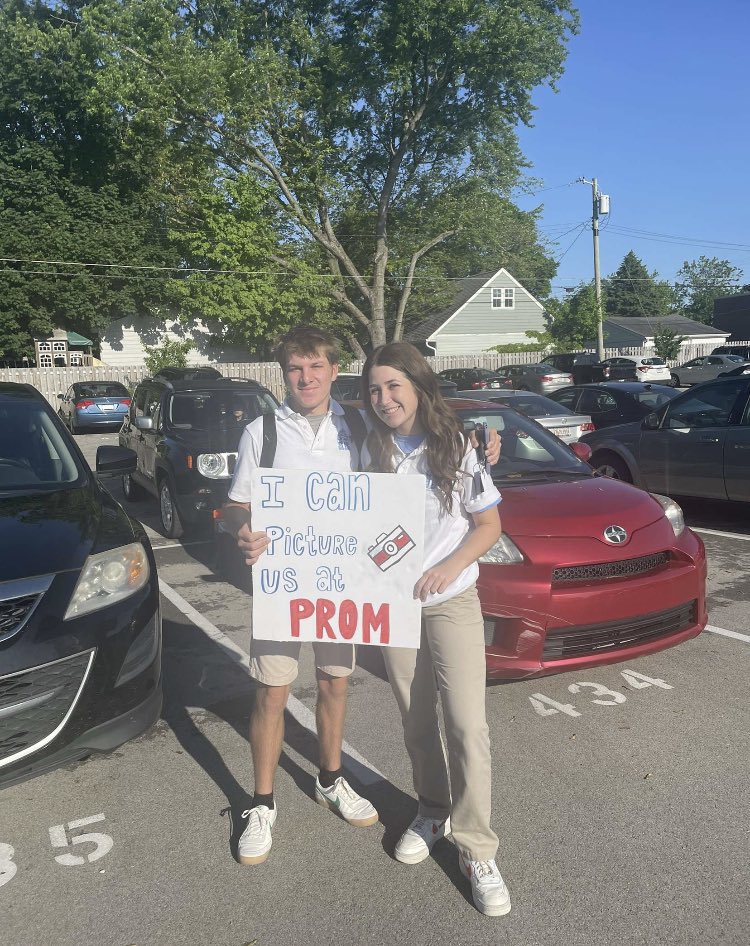 Charley Szydlyk and Will Pruitt are going to look FLASHY together at prom!!📸🥳🤩😁
