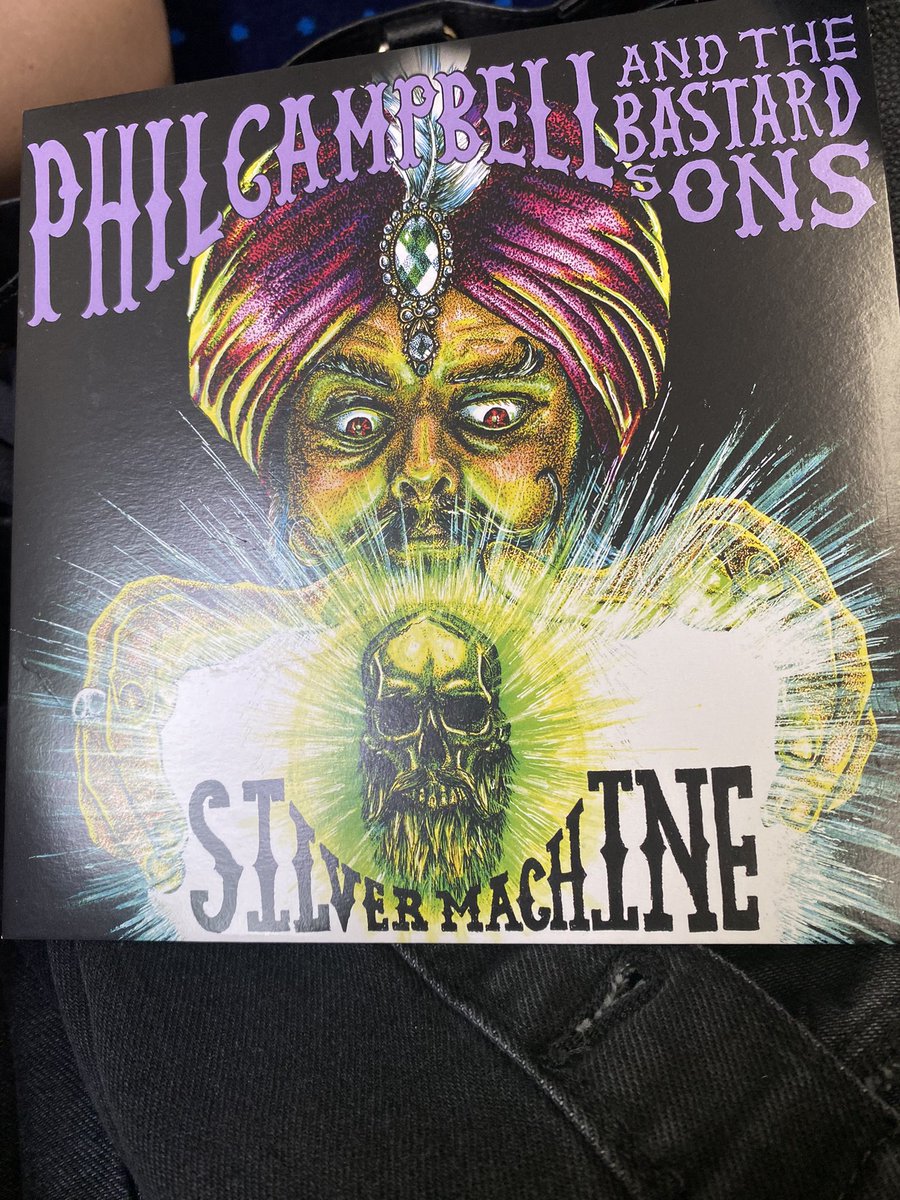 cheerssteve88's tweet photo. Hopefully get this signed tonight @PCATBS @MotorheadPhil @myMotorhead @PlanetRockRadio @MetalHammer https://t.co/mbma4RpYPy