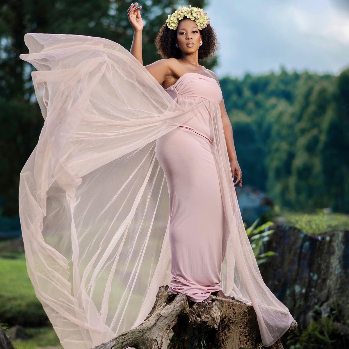 AnydayImages's tweet photo. ANYDAY IMAGES ...𝓔𝓷𝓳𝓸𝔂 𝓽𝓱𝓮 𝓶𝓸𝓶𝓮𝓷𝓽𝓼, 𝔀𝓮 𝓬𝓪𝓹𝓽𝓾𝓻𝓮! 

Booking info in bio https://t.co/rhIZOwt3cS
