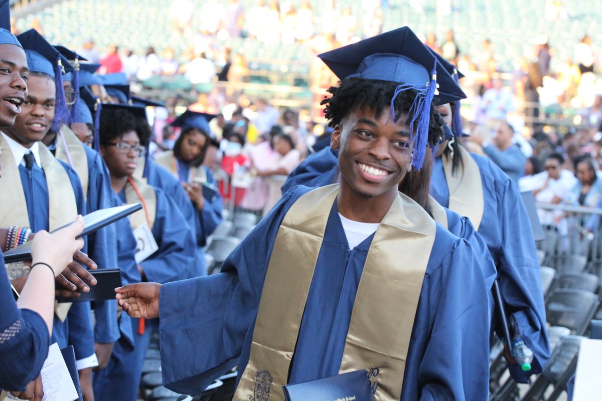 T🍏S Board of Ed tweet media