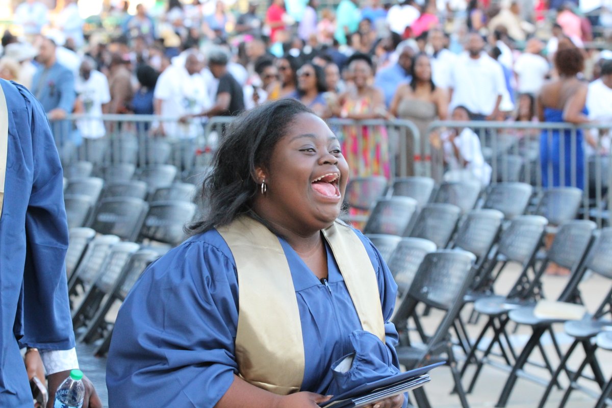 T🍏S Board of Ed tweet media