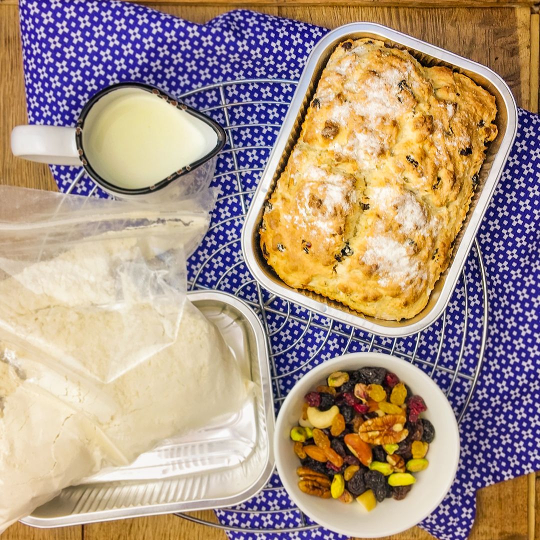 McCambridge1945's tweet photo. Delight in the simplicity and ease of baking at home with McCambridge Bread Tin Bakery home bread-making kits! Baking bread has never been so simple, just add any milk! Delivered straight to your door via @Ocado
https://t.co/JC0LnfrDBU #messfreebaking #bakeathome #homebakedbread https://t.co/qPEQYlUwQn
