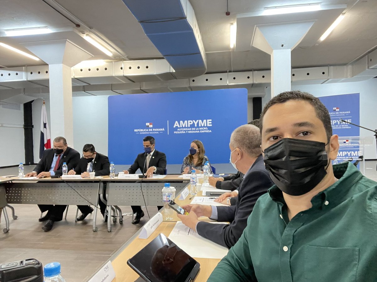 ghuertas94's tweet photo. Reunión ordinaria del Consejo Nacional de Emprendimiento con @AjoemPanama. Que bueno ver a todos los actores del ecosistema trabajando juntos 🚀🚀 https://t.co/P8Mr2ZIhpd