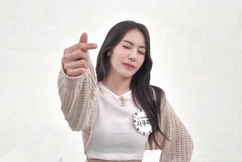 meowayaki's tweet photo. @tabkumi what is the song about? because the lyrics sound sound so sad... anyway good evening, darl. ☆ https://t.co/jAll5AhRnq