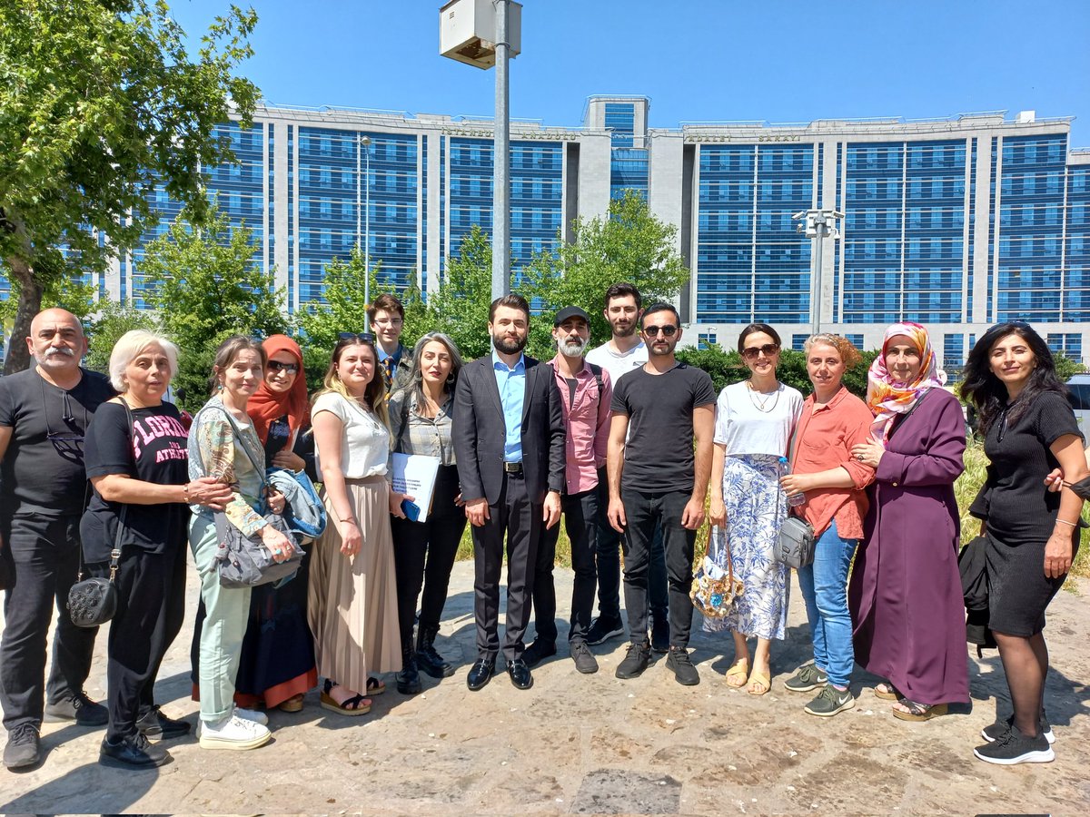 aliosmanonder34's tweet photo. İnsan ailemize çok teşekkür ediyoruz. Gelemeyen insan ailemizden de taga destek bekliyoruz. #CanlılarTehditAltında https://t.co/qYJOqazyij