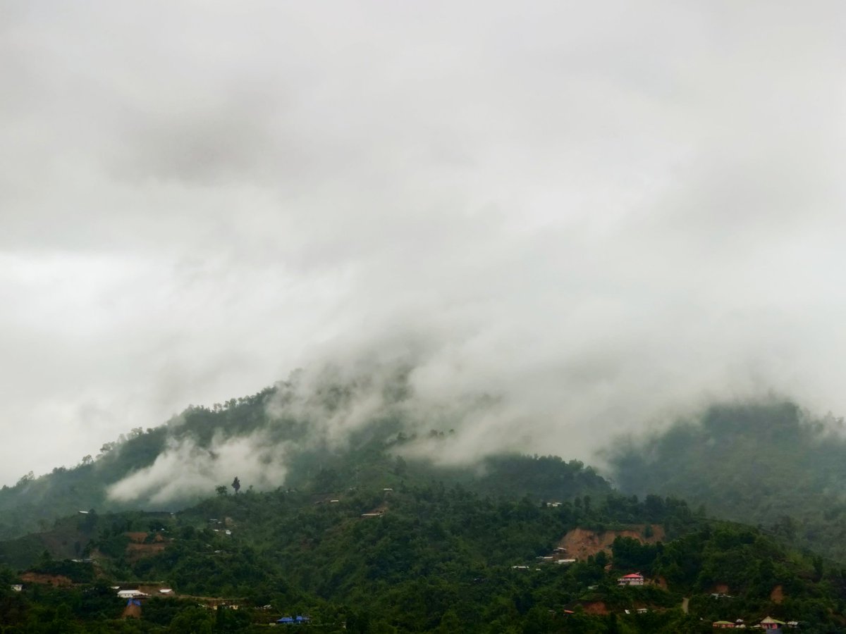 AnkitKumar_IFS's tweet photo. Unfiltered view of Itanagar from my office. https://t.co/UBd3nEueJR