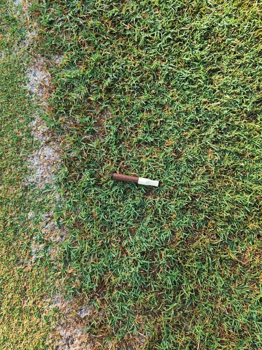 mikebdisupe's tweet photo. 2 inches from the green... why would anybody that puts this crap in their lungs be expected to have any respect for the golf course? #makeitdisappear #respectthecourse https://t.co/s1LuPYUYGF