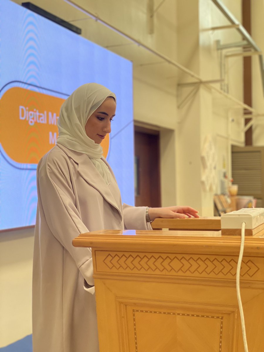 AtomsLabs's tweet photo. ملتقى التصنيع الرقمي الثاني قدمته المهندسة يمنى الشرجي لطلبة الكلية المهنيه بالسيب. https://t.co/S3fAiHlkHR