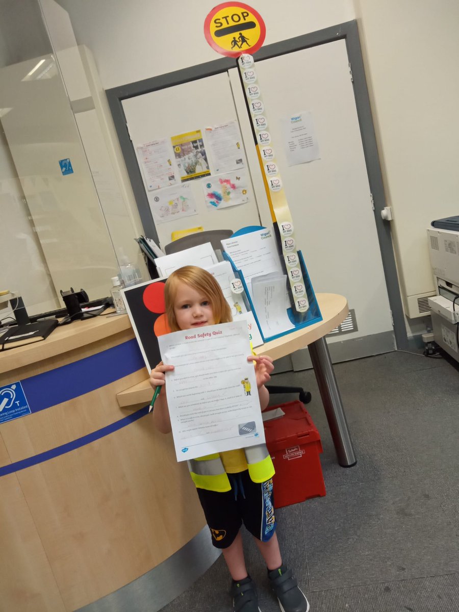 Well done to Oliver, one of the winners of the Road Safety Quiz at Hindley Library and Community Centre - we think you look very smart in your hi vis jacket! ⭐⭐ #RoadSafety