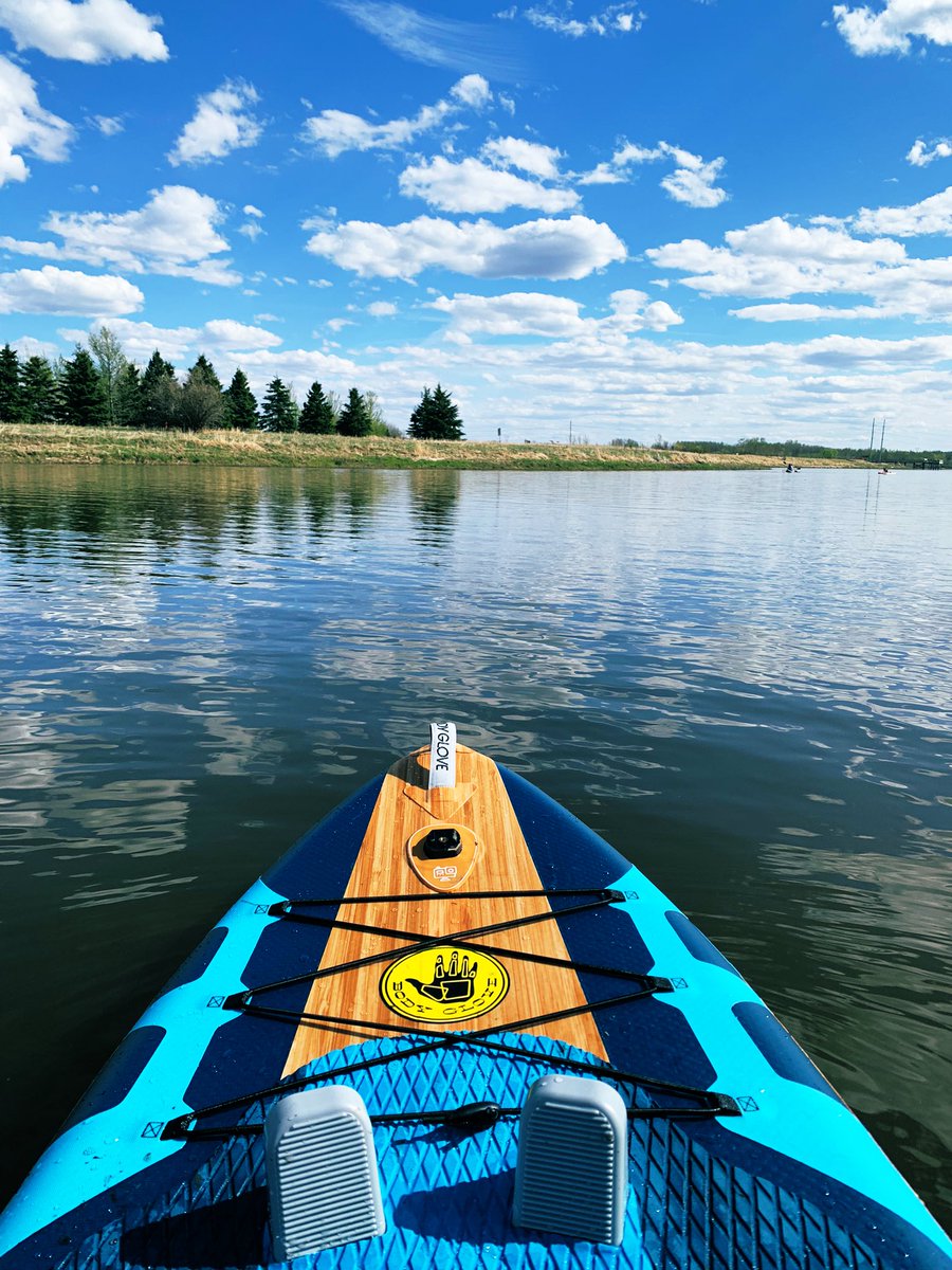 888She's tweet photo. #sturgeon #biglake #alberta #kayak #paddle #peace https://t.co/E7mR4utijk