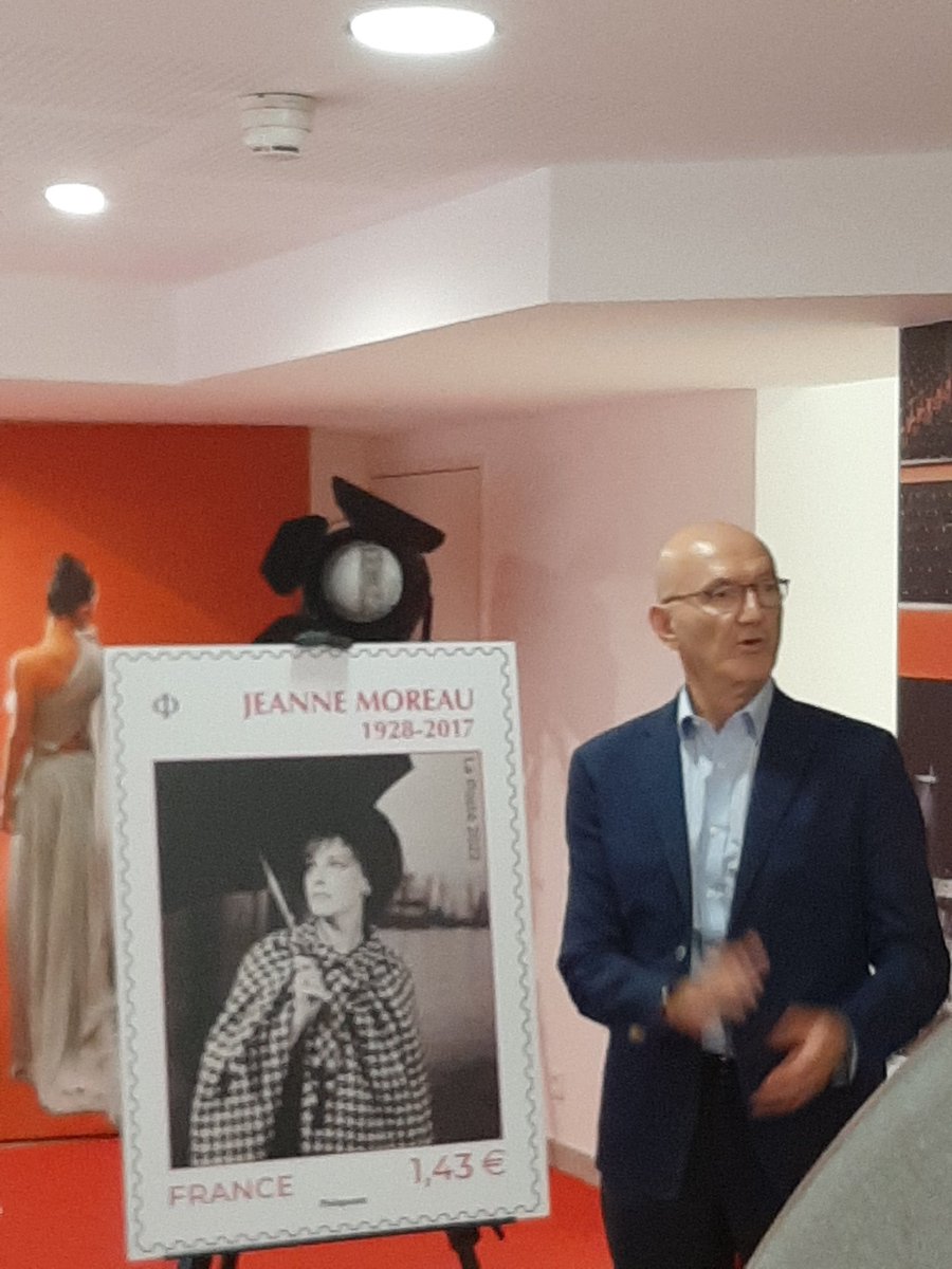 CALANDRE19's tweet photo. #Cannes2022
C'est le début des Festivités avec le lancement du timbre Jeanne Moreau à l'lOffice de Tourisme @Cannes_France
En présence de Jean Michel Arnaud Président Directeur Général @CannesPalais 
#CannesNow
@Festival_Cannes 
@ProCotedazur https://t.co/3RBcWDRvpG