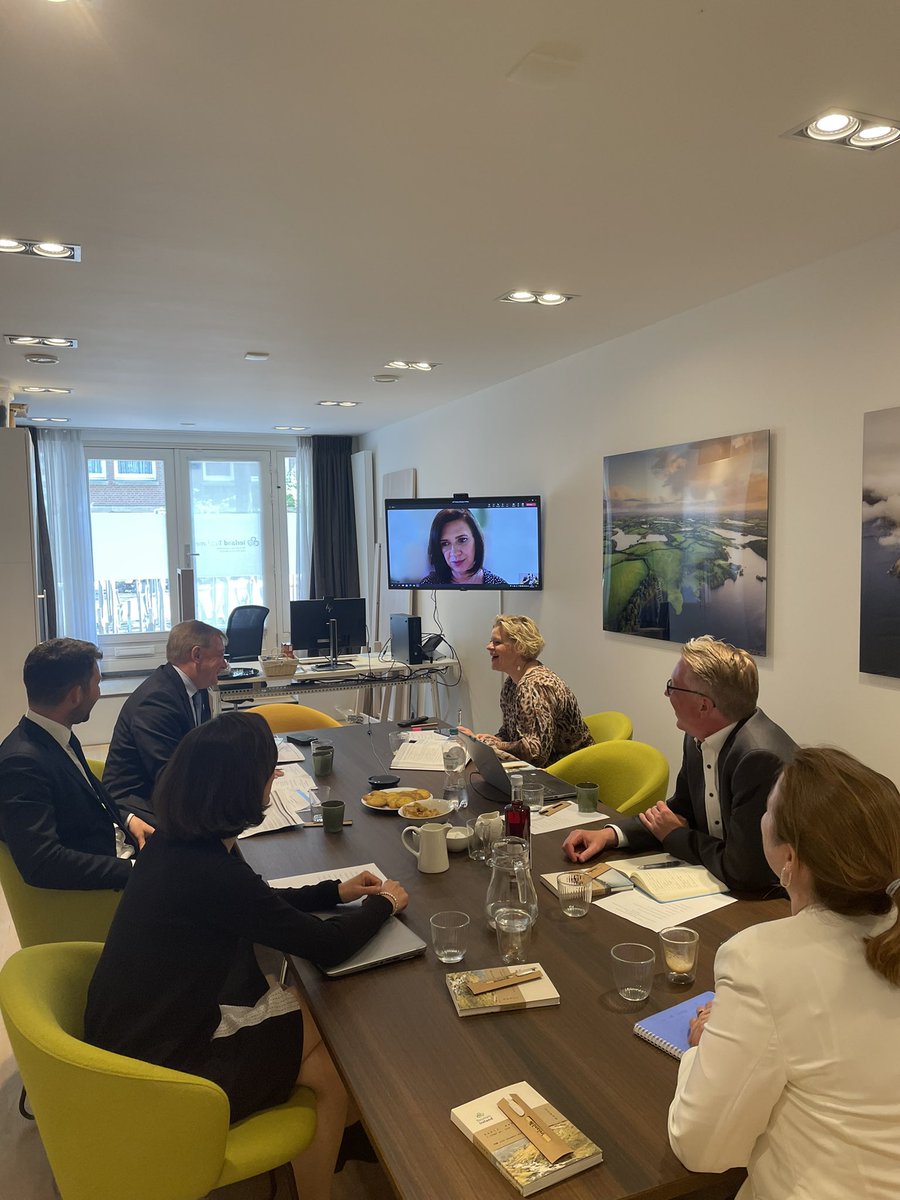 Great to meet with the Local Market Team in Amsterdam this afternoon &amp; to finally catch up in person.

Thanks for your all your efforts and inputs <a href="/IerlandToerisme/">IerlandToerisme</a> <a href="/EI_Benelux/">EI Benelux</a> <a href="/Bordbia/">Bord Bia - The Irish Food Board</a> &amp; @IDA_Europe! 

The Embassy is here to support the State Agencies in their important work 🤝