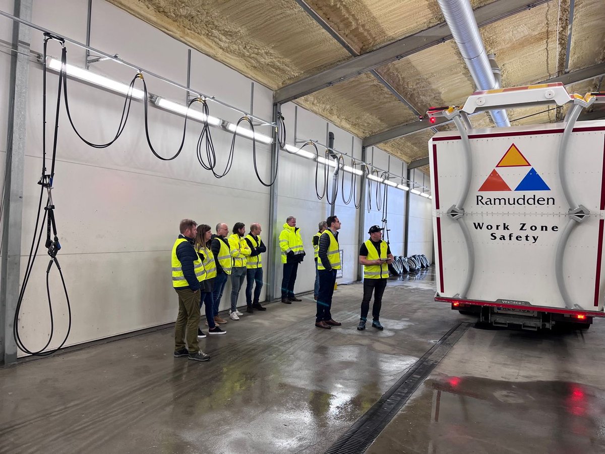 stinsontraffic's tweet image. Shots taken from a Work Zone Safety Group (WZSG) executives team meet in Sweden this past week. Members visited a few depots and were given a tour of the facilities and equipment.
#WZSG #Ramudden #StinsonOwlLite #DirectTrafficManagement #ChevronTrafficManagement #AVS #Fero