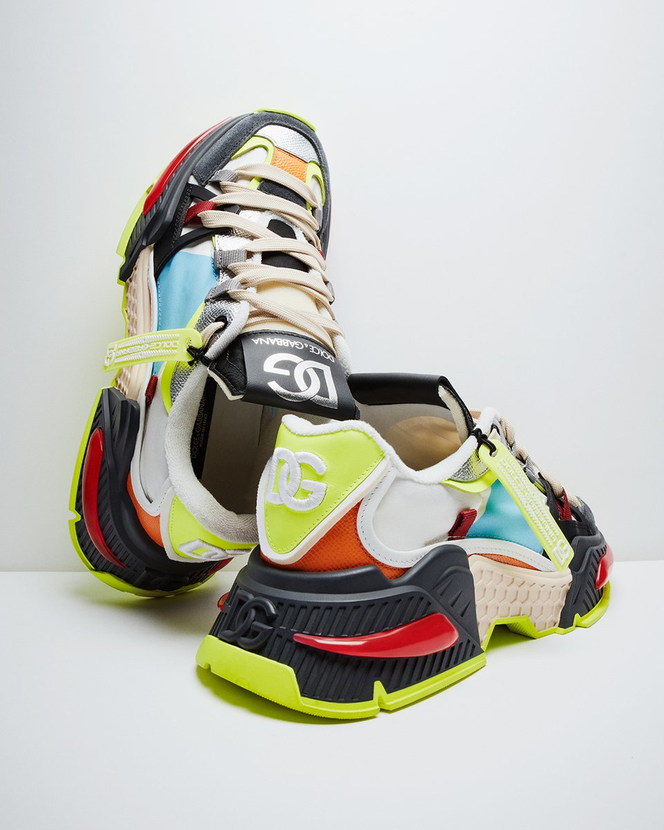 dolcegabbana's tweet photo. Light, aerodynamic, iconic and unmistakable: the #DGAirmaster sneakers. The new essentials that catapult the #DGDNA into the future, combining bold #DolceGabbana style, versatility and an uncompromising commitment to #DGFattoAMano.
Discover #DGSneakers at https://t.co/bWENI1WHwA https://t.co/EUvnJqyvP4