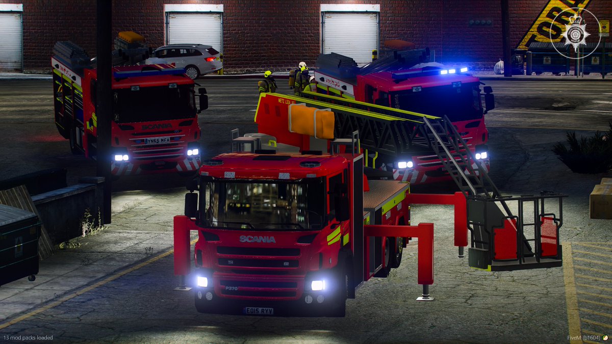 SYRPC_SYFRS's tweet photo. Fantastic first official shift back last 🌃. Including a surprise visit from our @SYRPC_DCFA who had some inspirational things to say towards the end.

During shift we attended many incidents including a factory 🏭 🔥 where the DCFO attended and gave moral support. #fictional https://t.co/udgGQBe2mA
