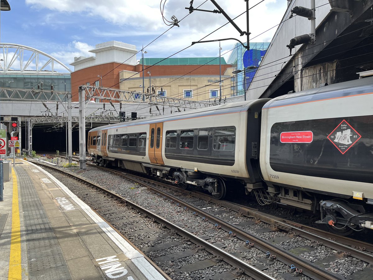Joe_Dodman's tweet photo. **BINGO**

Reatempted 209 ✅ New St at New St

@SohoDepot #SohoBingo @NetworkRailBHM #Reattempt https://t.co/TjyByIzfzs