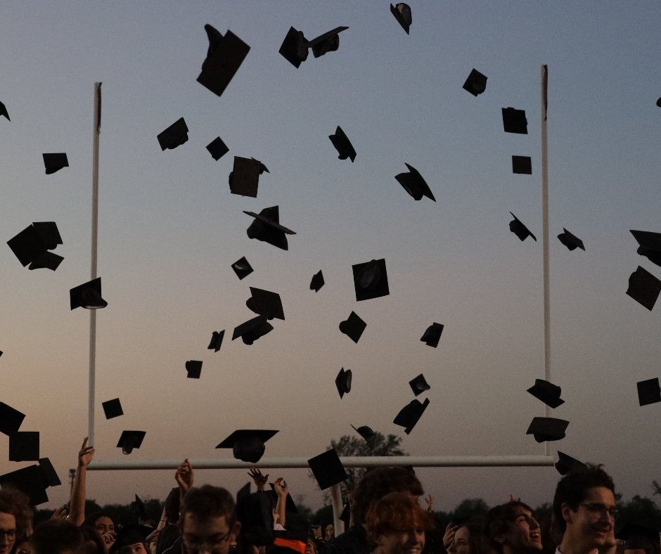 MCHSActivities1's tweet photo. MCHS CLASS OF 2022 GRADUATION.  VIP photos will be available this week. https://t.co/1rIjfduDsm