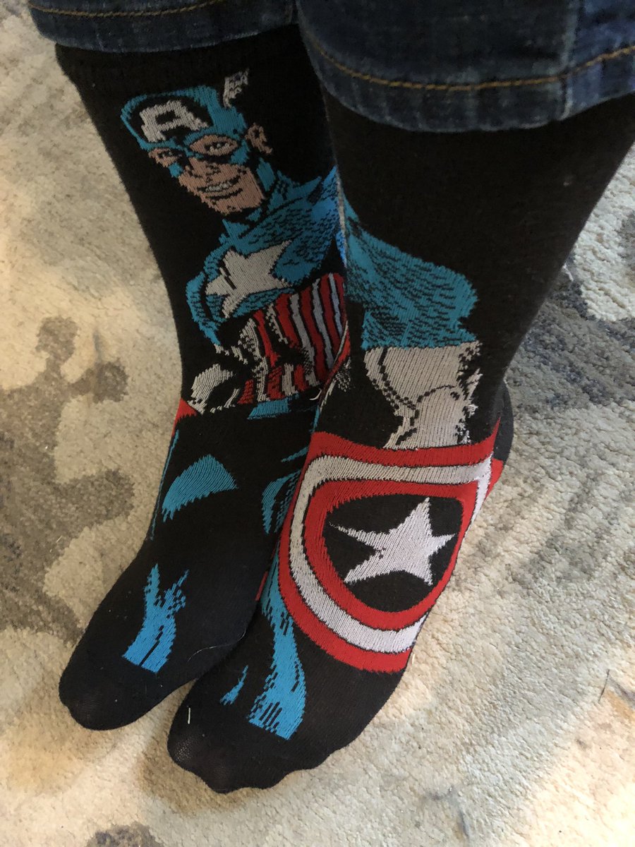 RandallOrtiz7's tweet photo. @210Collectors Saving the day for our customers. Have a great Sock Day @LifeAtATT https://t.co/L3GSMTf7gu
