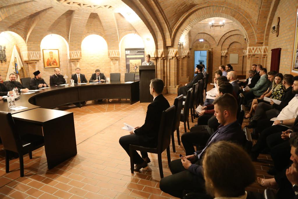 eormmsm's tweet photo. Sesiunea de comunicări științifice studențești, anul 2022, din cadrul Departamentului de Teologie Ortodoxă „Justinian Arhiepiscopul” din Municipiul Baia Mare
#eormmsm #pstimoteisatmareanul #teologie #utcn https://t.co/3qkLgFv9UD
