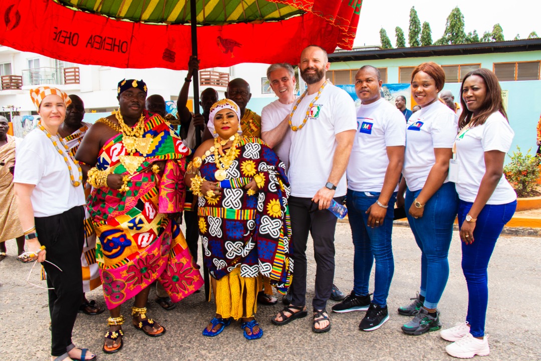 EndModernSlave1's tweet photo. ENA(EMS) in collaboration with the Chief of Suhum (Nana Amoako Darko), Queen mother and some traditional leaders from the Suhum traditional council met to embark on a sensitization and awareness programme on the fight against human trafficking. https://t.co/MAp9FxCzNx