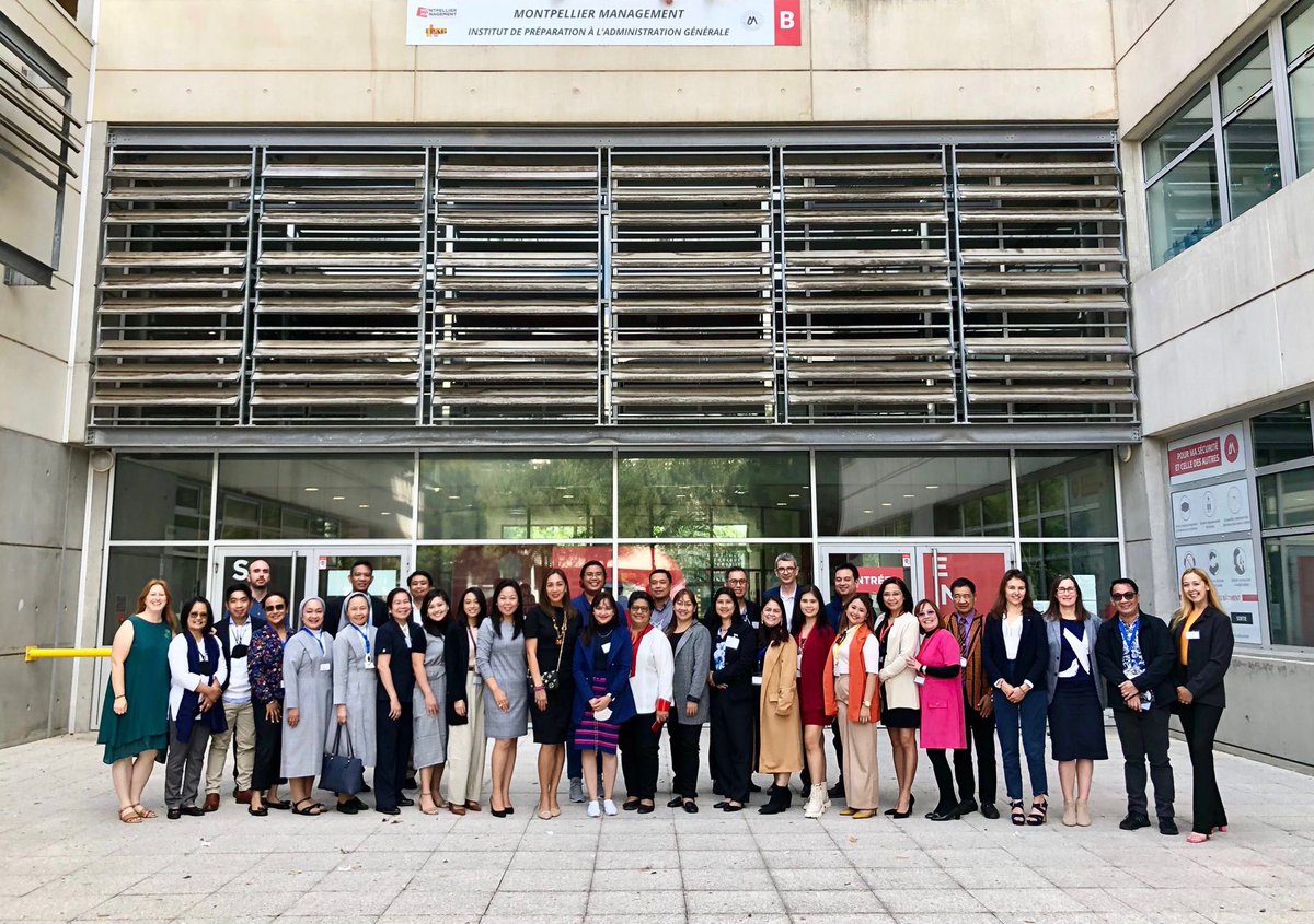 ClareLouHart's tweet photo. Welcome to #Montpellier! Cette semaine @umontpellier reçoit les partenaires du projet européen PATHWAY 🇪🇺pour le second Training of Trainers 🇵🇭 @Philippe_Auge @MDelafosse
#pathway2employability
#pathwaytrainingmissionmontpellier https://t.co/dIhEuPxyJu