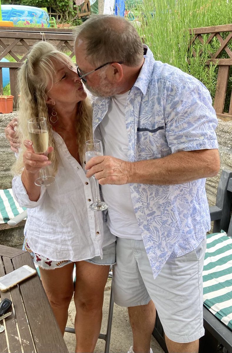 miJemima's tweet photo. Happy 26th Wedding Anniversary to my beloved Rock! 32 years together has flown by ❤️❤️
#IPatchFor raising awareness to #OcularMelanoma #EyeCancer #RareDisease Check yr 👀
Many Thanks to @VelindreCC @RickyFrazer1, Mr Kumar and Team and to Eluned &amp; Sian at #RookwoodHospitalCardiff https://t.co/RgVukZbVej