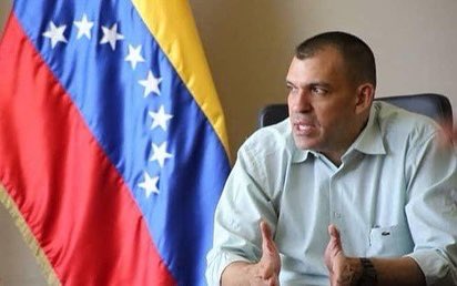 AdolfoP_Oficial's tweet photo. Felicito a los nuevos Ministros que emprenden una nueva etapa de trabajo y responsabilidad con la Patria. Francisco Torrealba, MinTrabajo; Hipólito Abreu, MinIndustrias; Ramón Velásquez Araguayán, MinTransporte y Carlos Farías, Min Exteriores. 
¡El pueblo de Lara los felicita! https://t.co/VsF580SsES