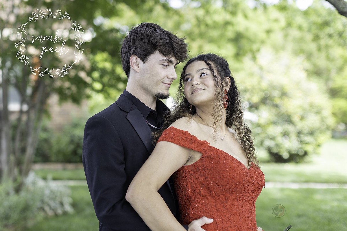 joel_onais's tweet image. Congratulation Christian and Kennedy! #promking #promqueen 📸 🦅
