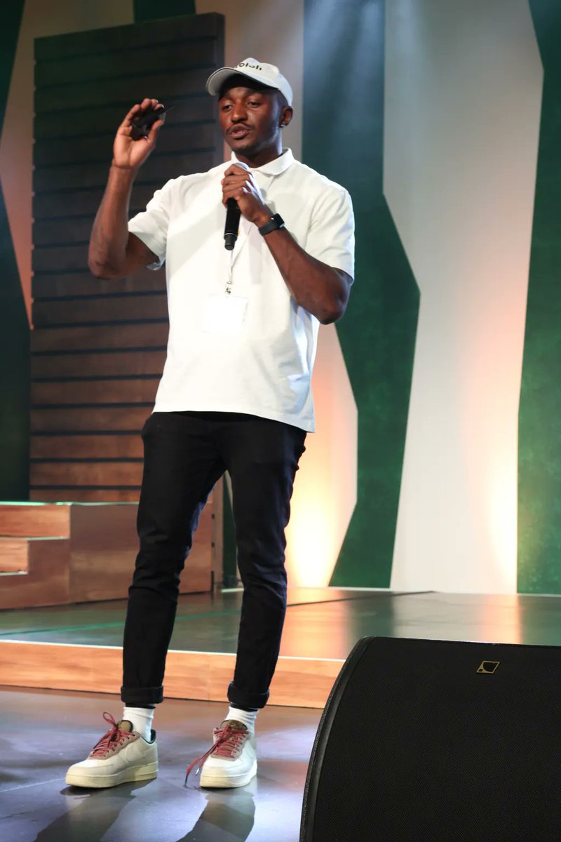 bridge_portal's tweet photo. Pitch session: Fillemon Nangolo from Tololi Online Store which is an online shopping experience tailored for the African market.
@dsigovza @WorldBank
#InnovationBridgeCommunity #InnovationBridgePortal https://t.co/otBgGXrwYi