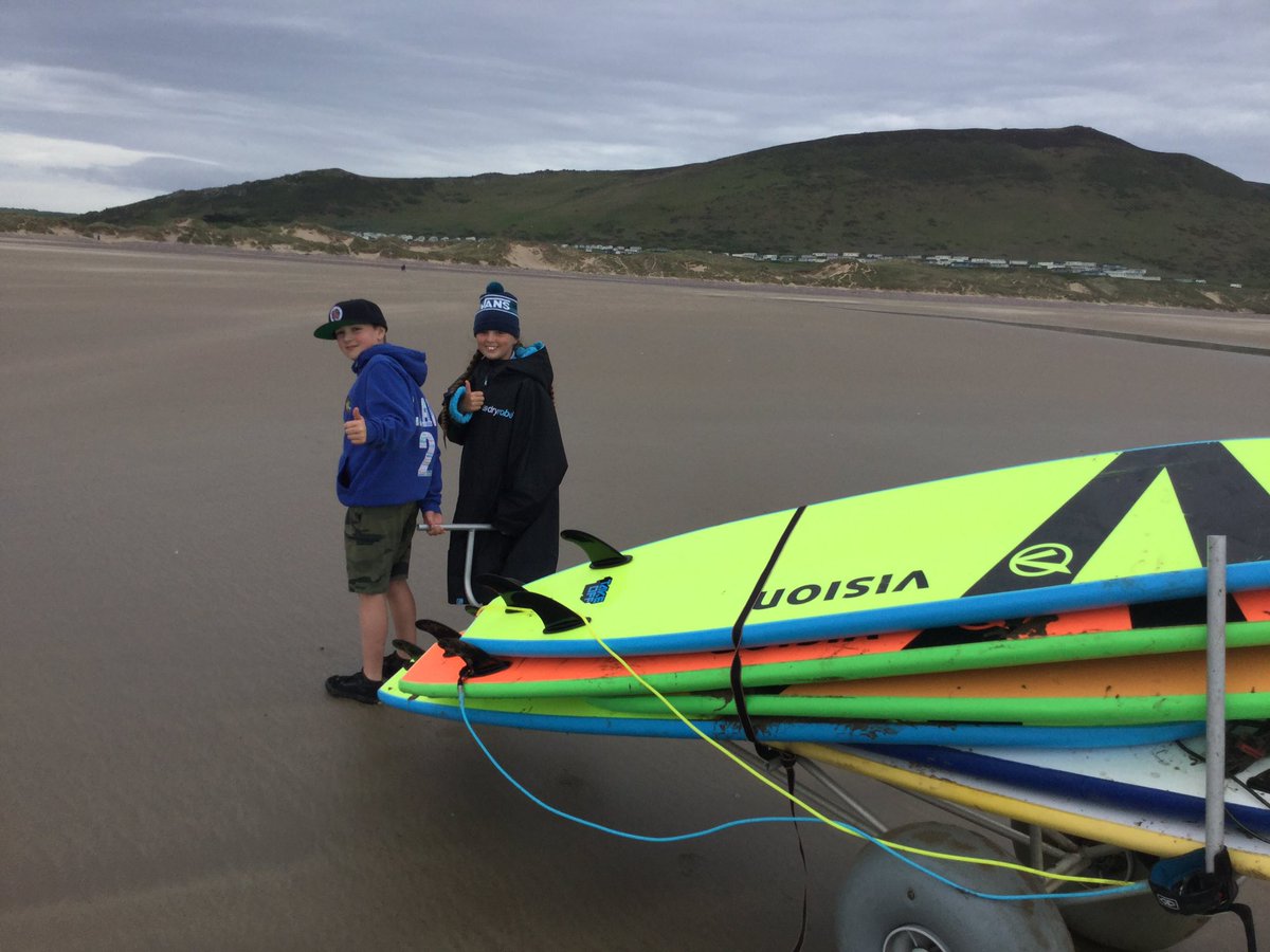 llanrhidianp's tweet photo. 2 day surfing trip complete 🌊 🏄‍♂️  packed up and ready for home! Very proud of our ambitious, confident and healthy pupils 🙌 Everyone gave 100% #LlanPryCop #LlanHealth #LlanCom thank you @surfschoolwsf 👏 https://t.co/5E0WPGuHCD