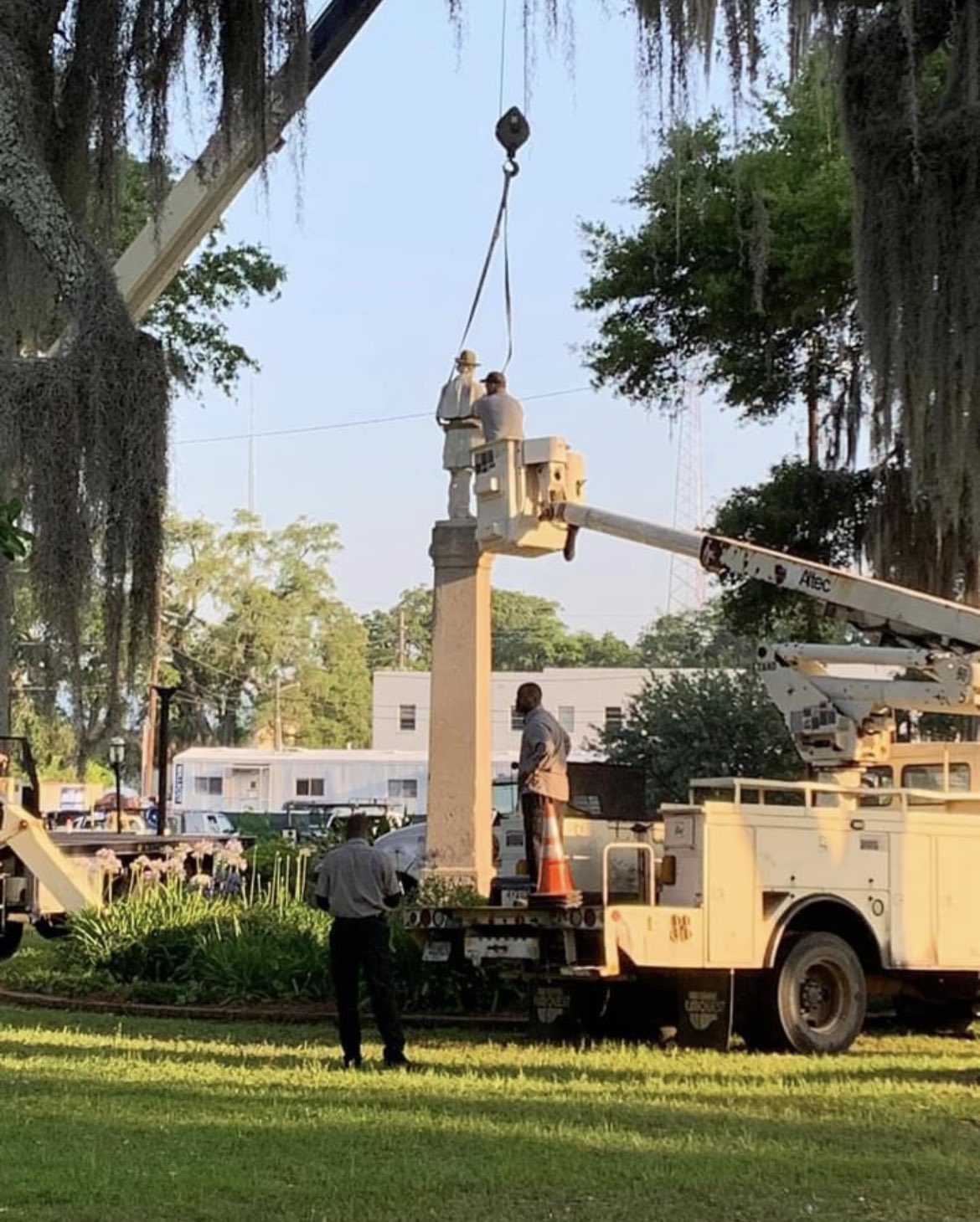 Gerald A. Griggs on Twitter "The confederate monument in Brunswick, GA
