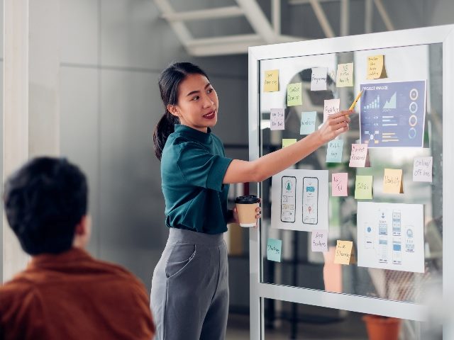 AlexanderHubel's tweet photo. #DigitalTransformation sometimes leads people to believe that the process is solely about technology, but it is also about dealing with human factors! 

@ManishMathuria #CompanyCulture #ITLeadership
https://t.co/Yap0ifahS1 https://t.co/JUkGoE9UiB