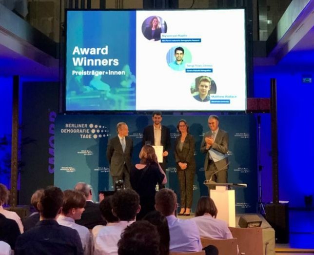 I'm honoured to have been awarded the European Demographer Award -early career- in Berlin. Thank you all my mentors, coauthors and colleagues, <a href="/populationEU/">Population Europe</a>, #AndreasEdel and @ValkHelga for your really nice words yesterday!  📸 T. Castro <a href="/Demografia_CSIC/">Demografía (CSIC)</a>