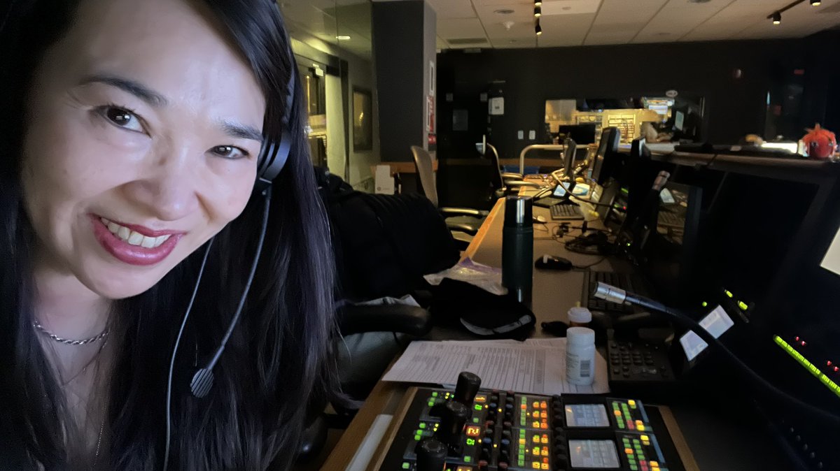 KaLaiWong's tweet photo. Iโm so glad I still remember what Iโm doing and where Iโm going. Two takes today, I hope my travels donโt go awry today!
#momming #workingmom #womenfreelancers #sotired #caffeineme #womenintv #hustle #neverstop https://t.co/By4MqmRigg