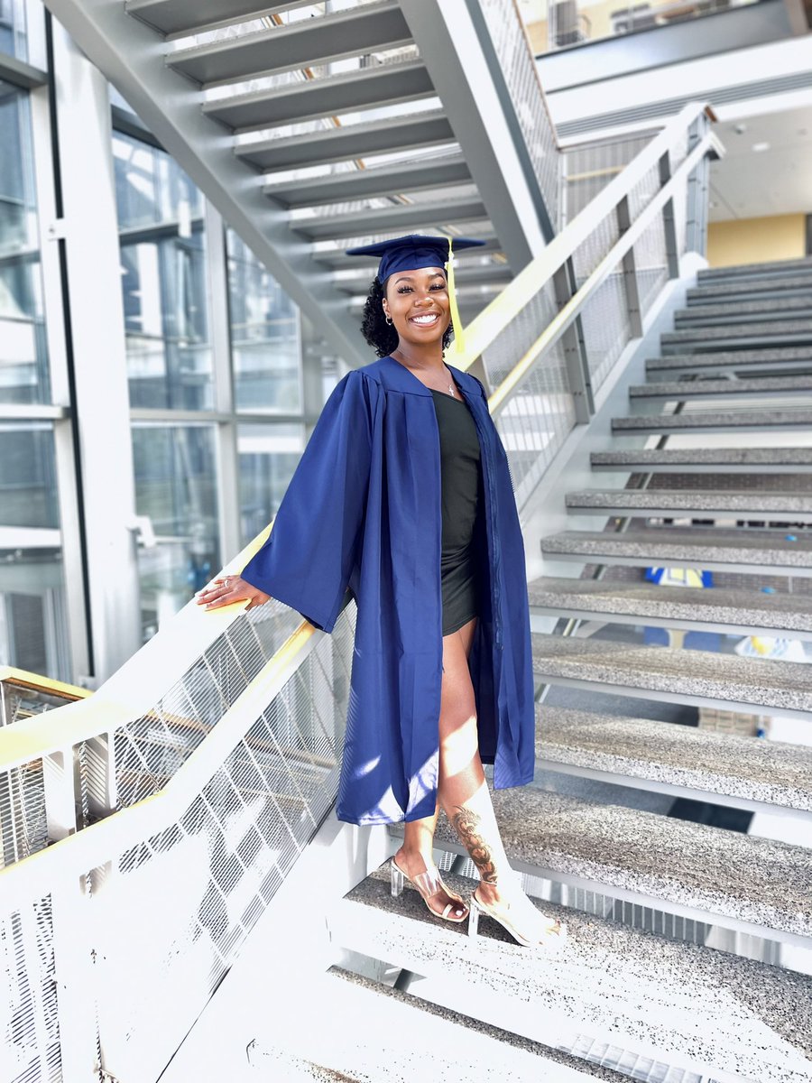 JacksonKeraaa's tweet photo. we did ittttt! Graduated with Magna Cum Laude ✨ Masters degree, i’m coming for you next 💙💛 

#ncat #ncatgrad #ncat22 https://t.co/TZqJvg4Byl