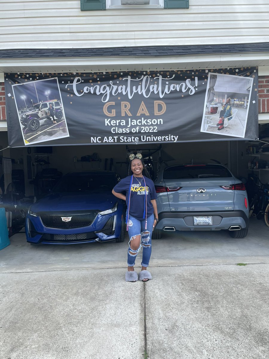 JacksonKeraaa's tweet photo. we did ittttt! Graduated with Magna Cum Laude ✨ Masters degree, i’m coming for you next 💙💛 

#ncat #ncatgrad #ncat22 https://t.co/TZqJvg4Byl