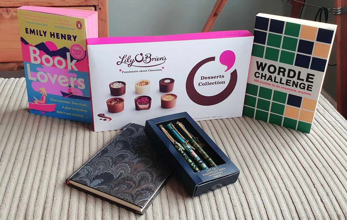 StubbsStacey's tweet photo. 🌟#GIVEAWAY🌟
As promised, to celebrate finishing the first draft of my MS, I've put together this lovely lot for one lucky #winner!
To enter: ❤ this tweet, RT, and follow me.
The winner of the #competition will be drawn at random on 1st June (Sorry, UK only.)
Good Luck! https://t.co/JjmKd0TQyl