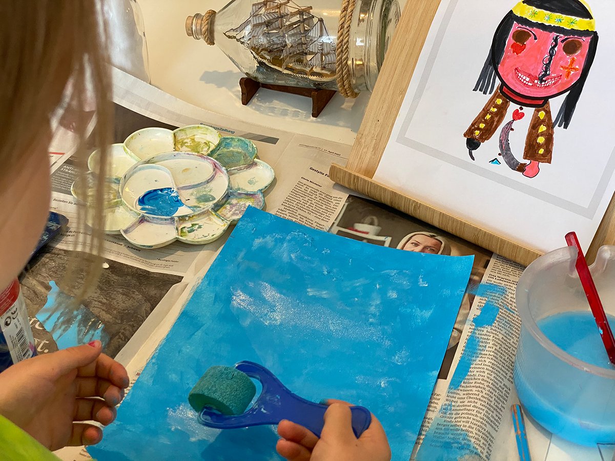 Thanks to @wovvenhq and their community edition my daughter (6) is auctioning her genesis NFT:
paintswap.finance/marketplace/17…

The auction ends in about 2h and I promised her we go NFT shopping with the profit. I will order her a fine print for her bedroom of whatever she choses to buy.