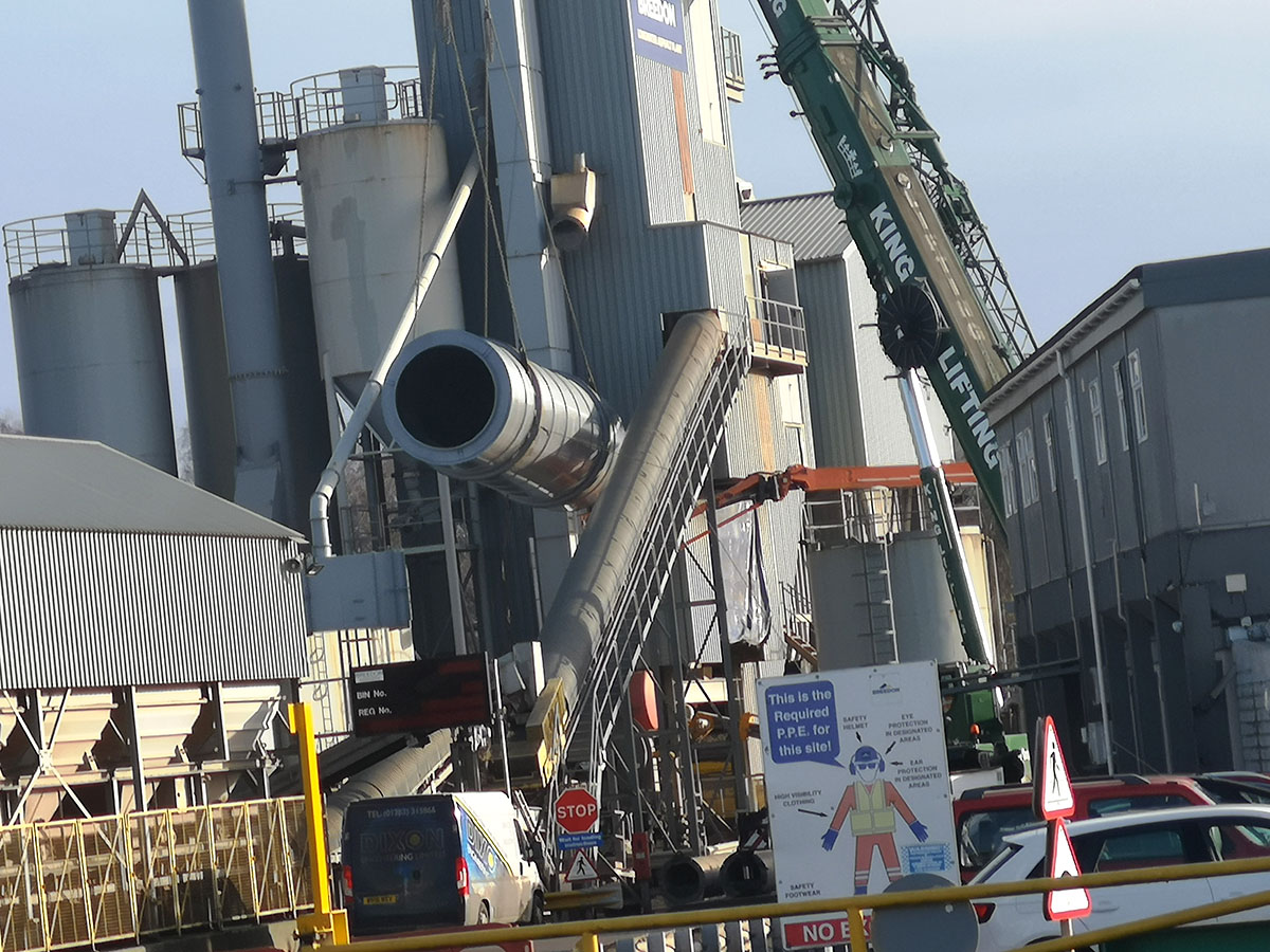 Ammann_Group's tweet photo. A dryer drum replacement has added many years of life to an Ammann asphalt-mixing plant at @breedongroup β and improved efficiency.
Read more :
https://t.co/weENsoWLcy
#ammann #asphaltexperts #asphaltplant #asphalt #retrofit #recycling #buildingontrust #dryingdrum #modernisation https://t.co/5RrjrJakYZ