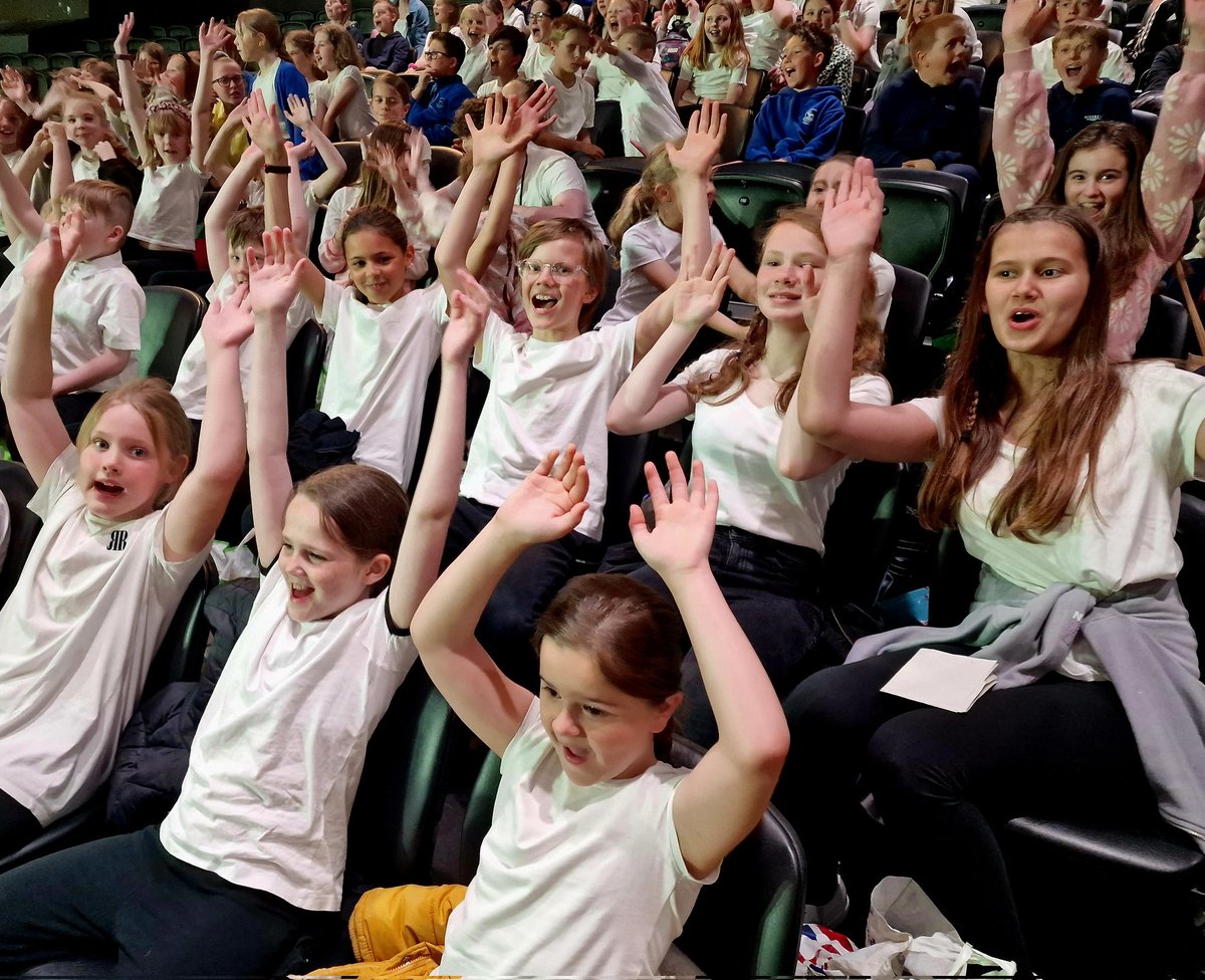 castlechurchps's tweet photo. Excited for the Young Voices rehearsal. 🎤🎶 #YoungVoices2022 #Castleside @ChildrenFirstLP https://t.co/9463XJ3MZW